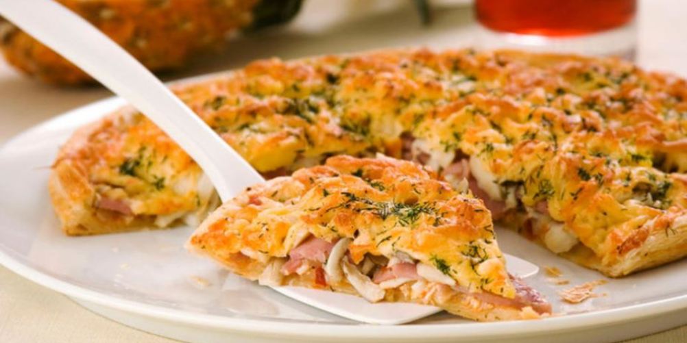 Как приготовить пицца с ветчиной и ананасом