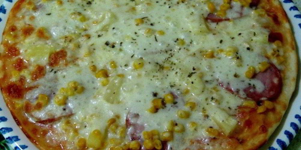 Как приготовить пицца с ветчиной, кукурузой и ананасами