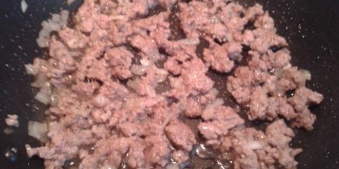 Рецепт пицца с вялеными помидорками и сливочным сыром