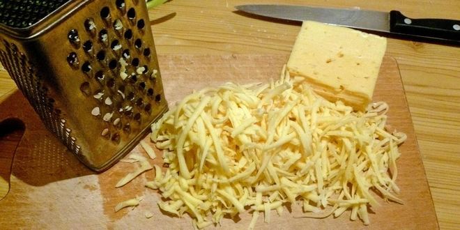 Рецепт пиццы в духовке с колбасоя и сырома