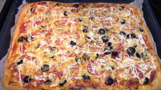 Рецепт Простая пицца на дрожжевом тесте