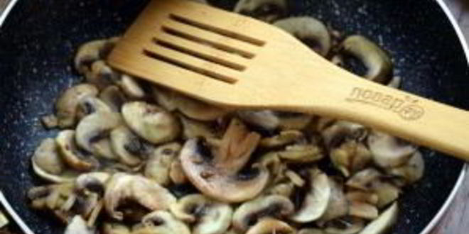 Рецепт тонкая пицца на дрожжевом тесте