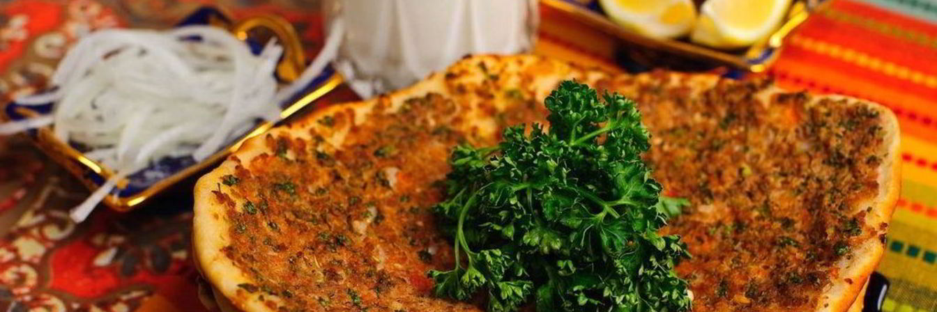 Рецепт Турецкая пицца Лахмакун