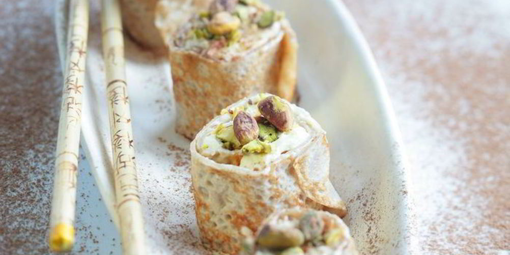 Как приготовить рулетики с маскарпоне и фисташками