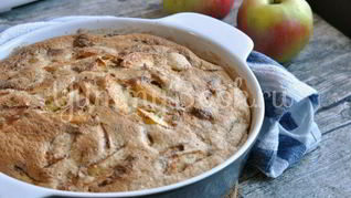 Рецепт Классическая шарлотка с яблоками