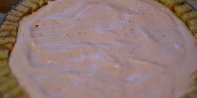 Рецепт клубнично-фисташковая шарлотка