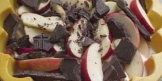 Рецепт красивая шарлотка с яблоками