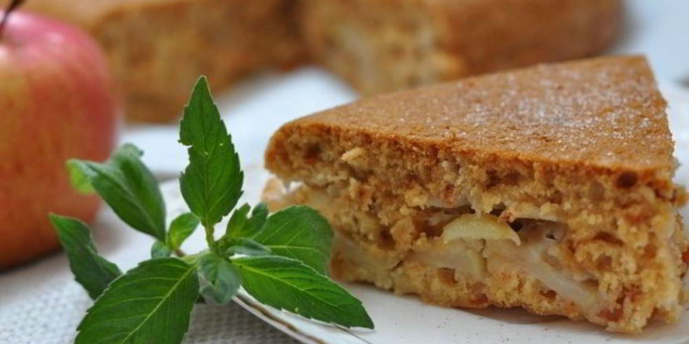 Рецепт шарлотка с яблоками быстро