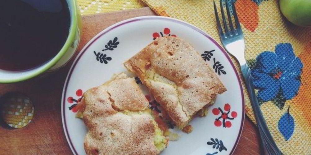 Как приготовить шарлотка несложная