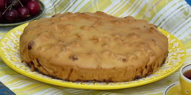 Рецепт шарлотка с черешней