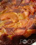 Шарлотка с творогом