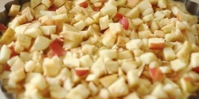 Рецепт шарлотка с яблочками