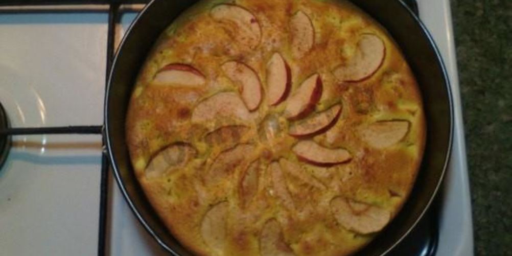 Рецепт шарлотка с яблоками