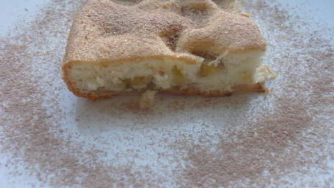 Рецепт Шарлотка с яблоками и бананами