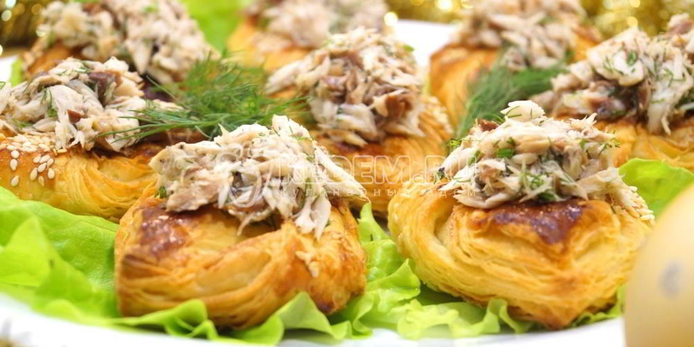 Рецепт слойки с персиками