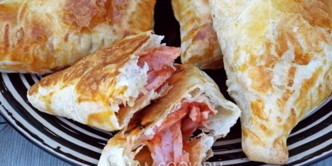 Рецепт слойки из бездрожжевого слоеного теста с ветчиной