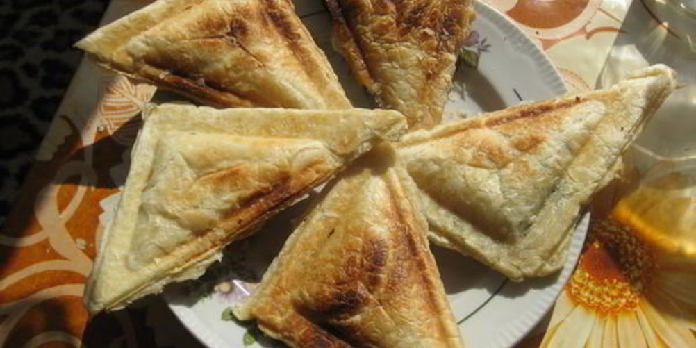 Как приготовить слойки из тостера