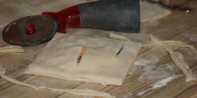 Рецепт слойки с капустой и яйцом