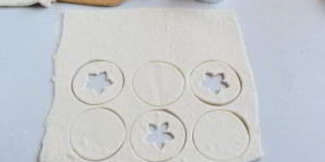 Рецепт слойки с клубникой