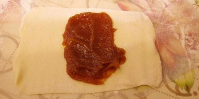 Рецепт слойки с конфитюром из айвы