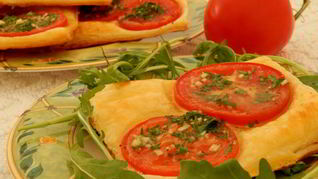 Рецепт Слойки с помидорами