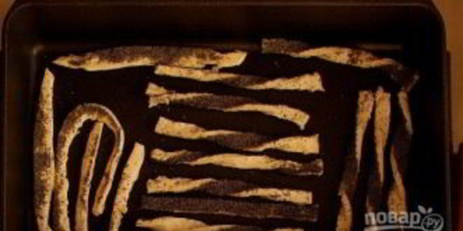 Рецепт слойки с сыром и маком