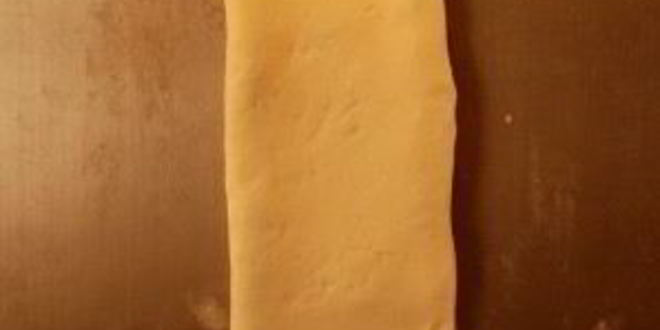 Рецепт слойки с сыром и маком