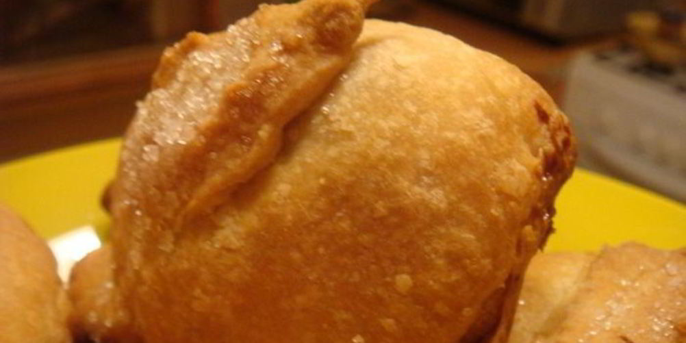 Как приготовить слойки с вишнея