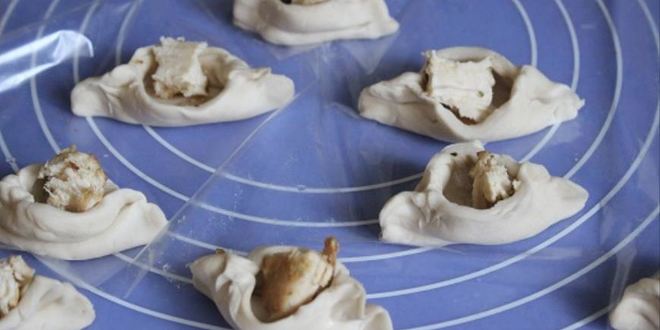 Рецепт слойки с яблоками и брусникой