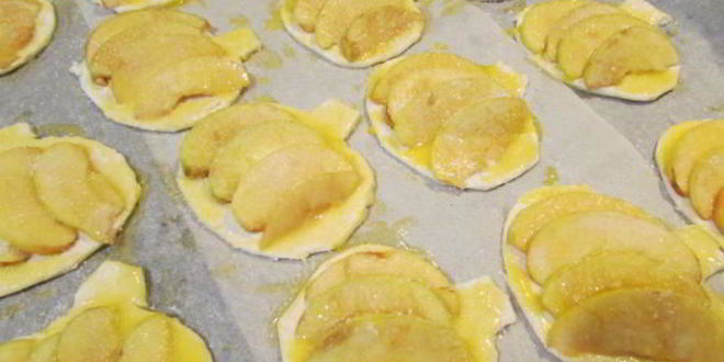 Рецепт слойки с яблоками