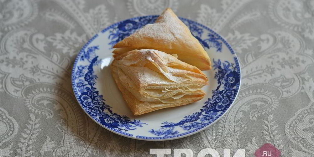 Рецепт слойки с яблоками и корицей