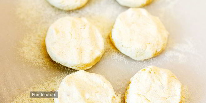 Рецепт банановые сырники с ананасами