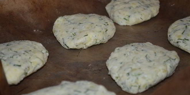 Рецепт картофельные сырники с укропом из духовки