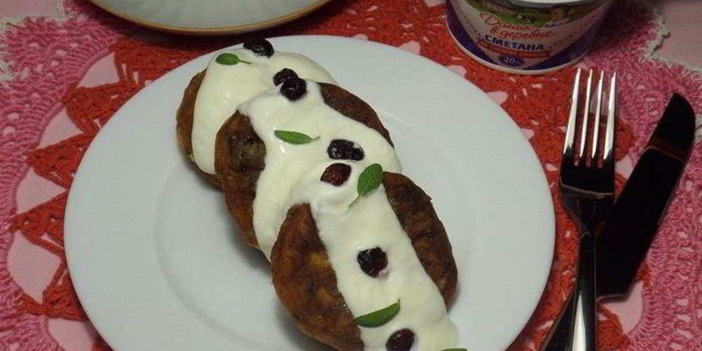 Как приготовить сырники с бананом и клюквой
