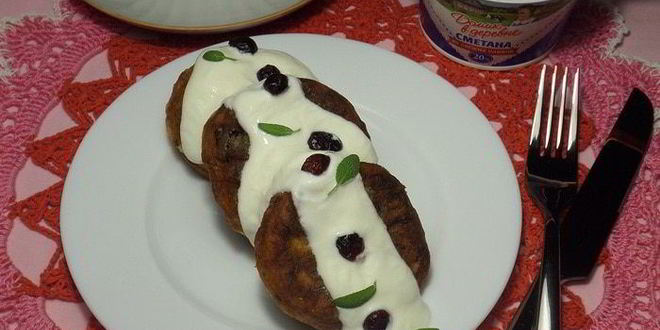 Рецепт сырники с бананом и клюквой