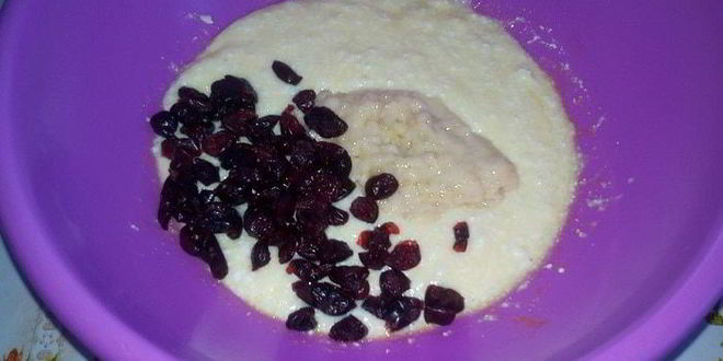 Рецепт сырники с бананом и клюквой