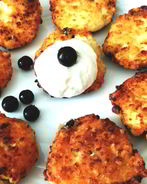 Сырники с изюмом и кедровыми орехами