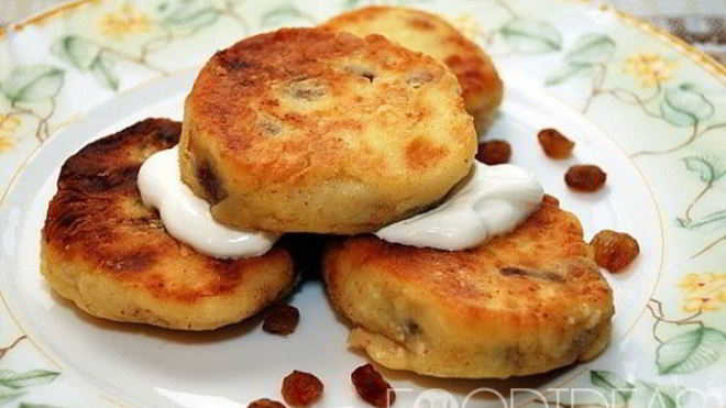 Рецепт Сырники с изюмом