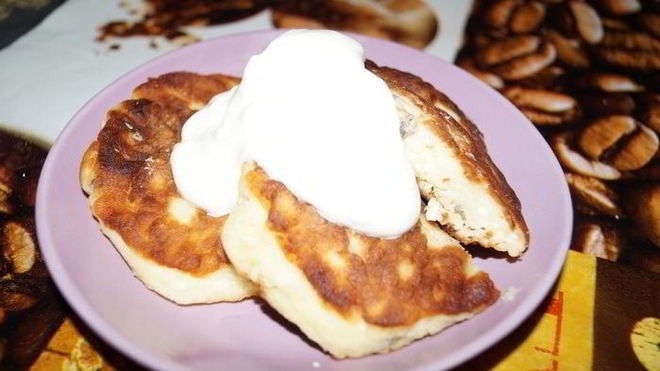 Рецепт Творожники с изюмом