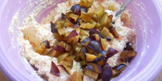 Рецепт творожные сырники с тыквой и сливами