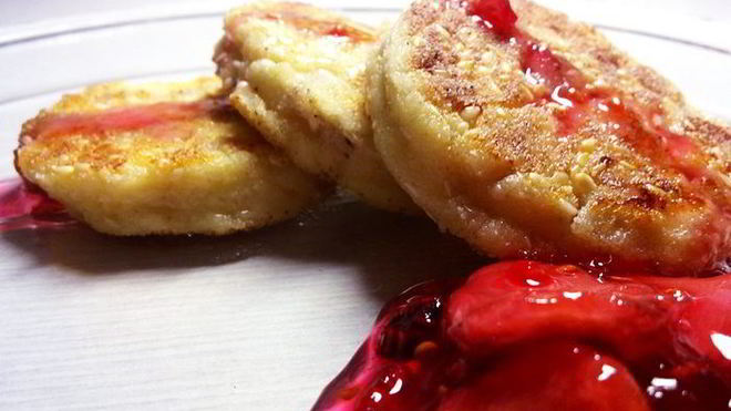 Рецепт Ванильные сырники с хурмой