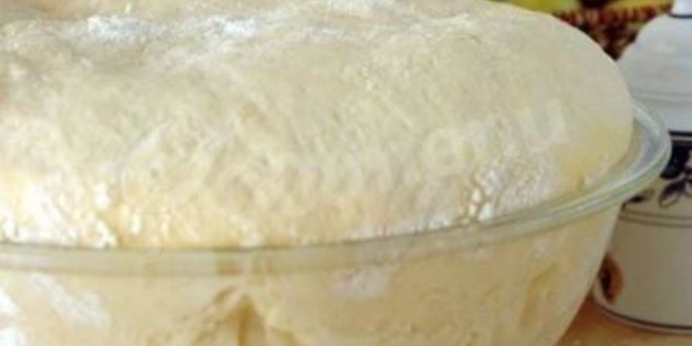 Как приготовить быстрое тесто для пирогов и плюшек