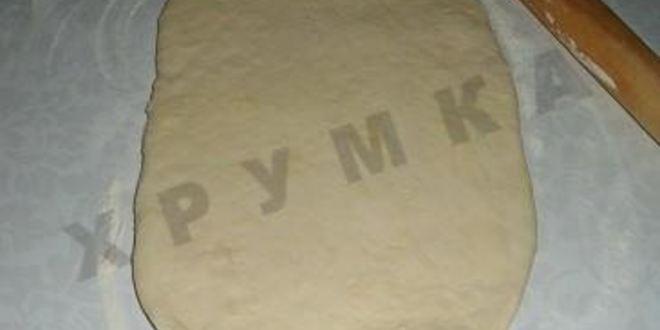 Рецепт пресное тесто для пирожков и ватрушек на кефире без дрожжей