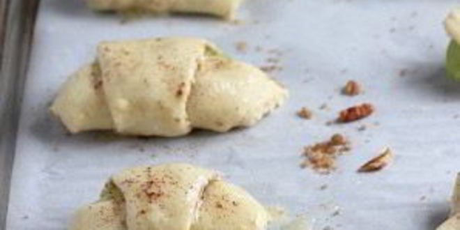 Рецепт выпечка с яблоками из слоеного теста