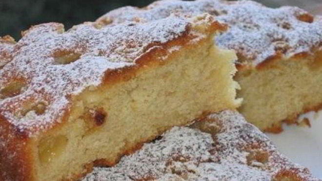 Рецепт Бисквит с яблоками