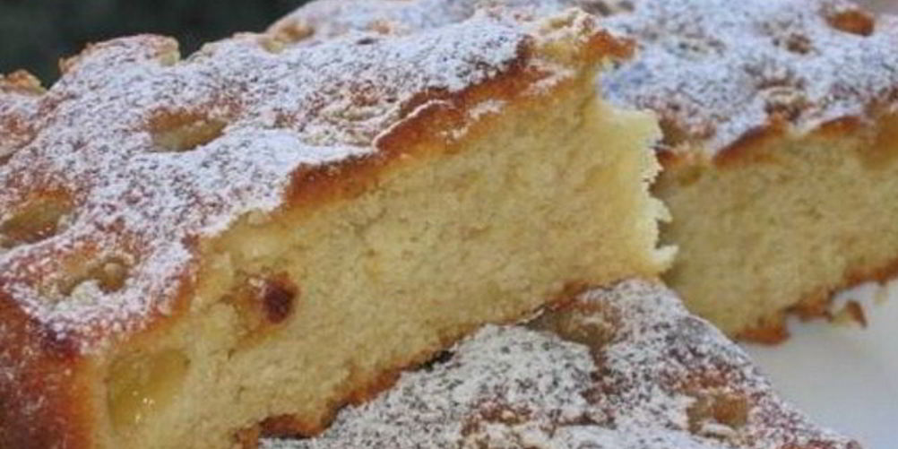 Как приготовить бисквит с яблоками