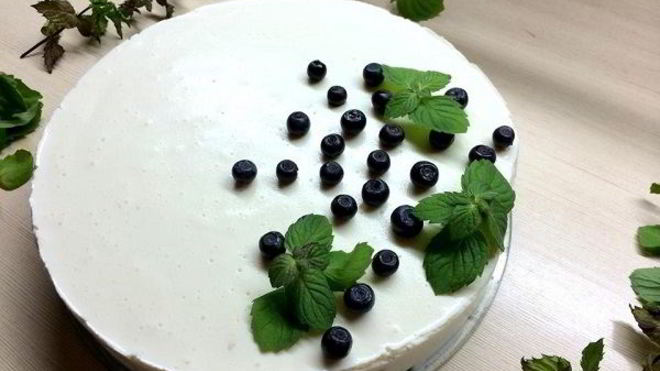 Рецепт Бисквитно-фруктовый торт без выпечки