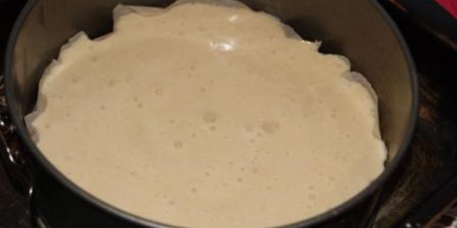 Рецепт бисквитный фруктовый торт со сливочным кремом к празднику день семьи, любви и верности