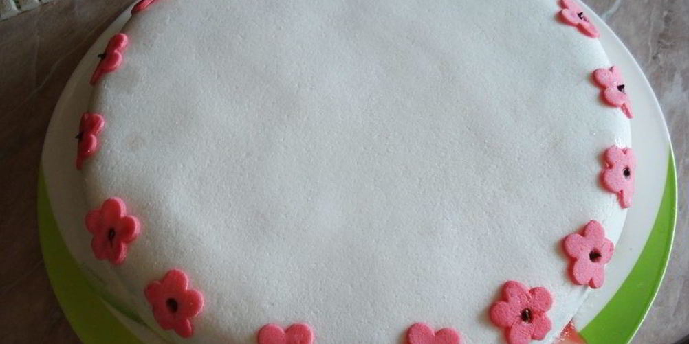 Как приготовить бисквитный торт с мастикой