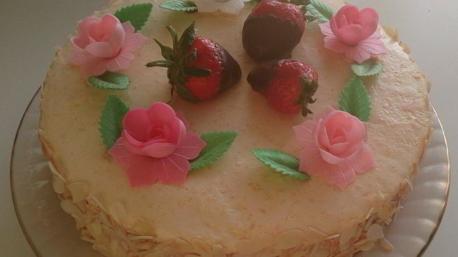 Рецепт Бисквитный торт с творожно-фруктовым кремом